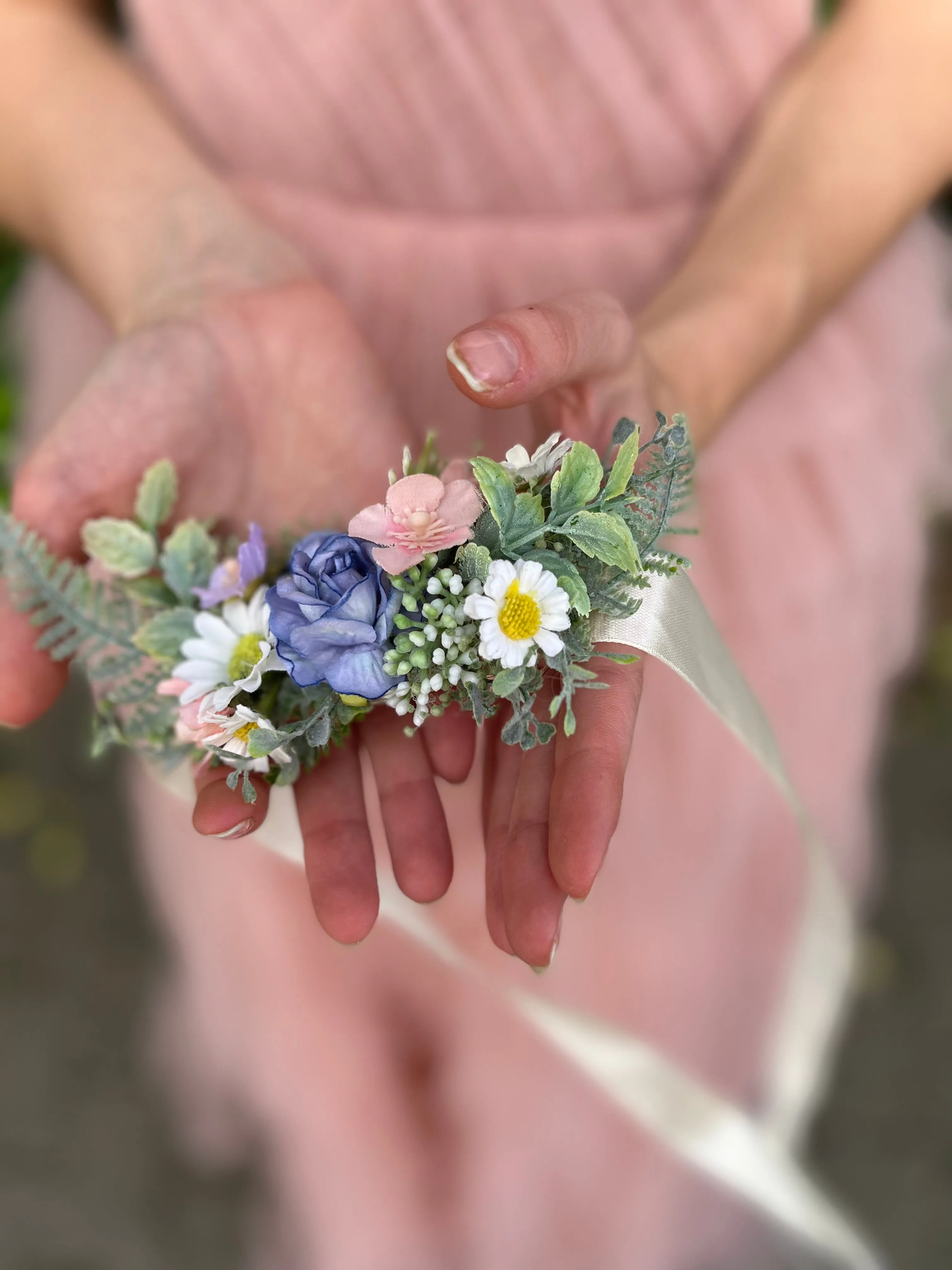 Meadow daisy flower belt