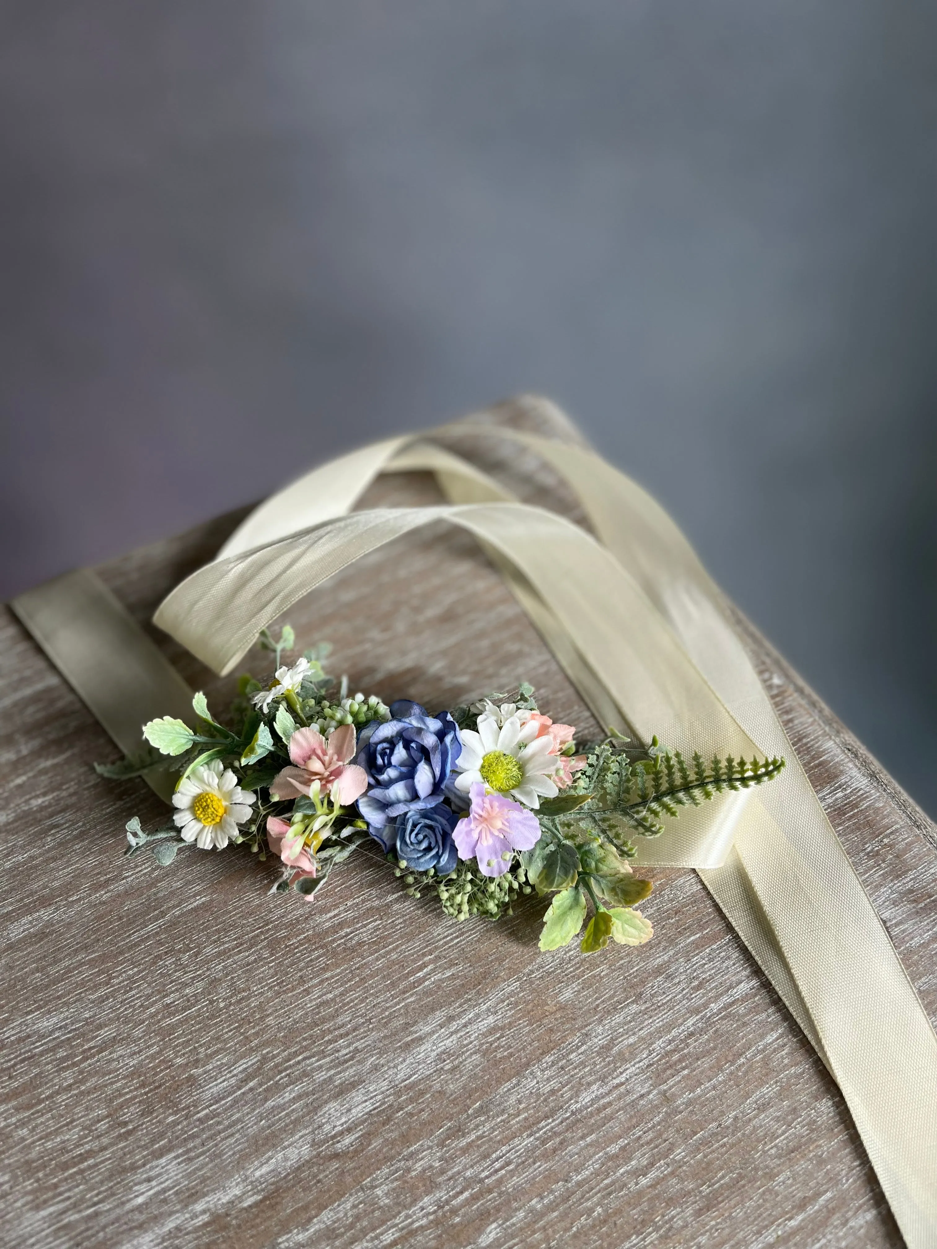 Meadow daisy flower belt