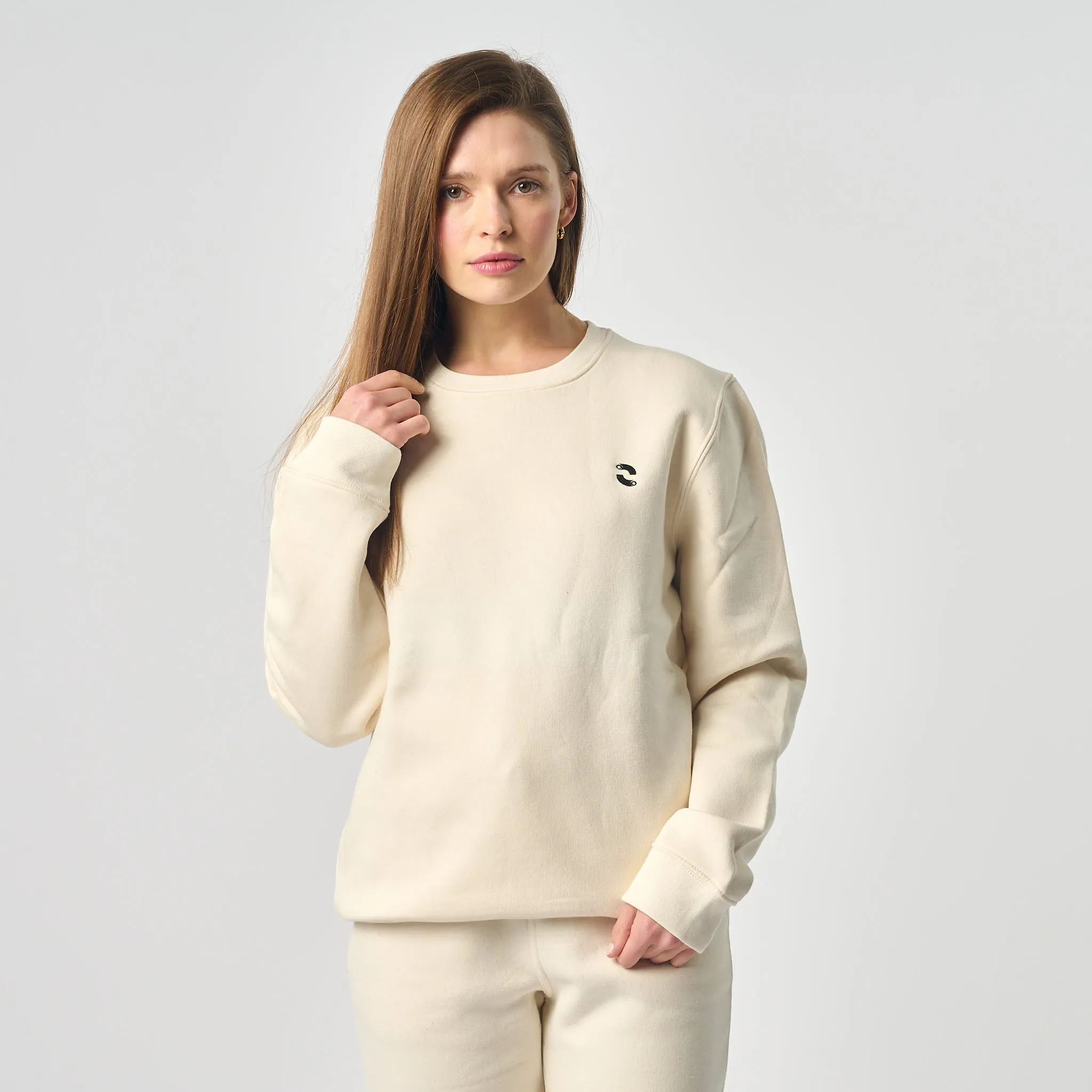 Omnitau Women's Prime Organic Cotton Crew Neck Sweatshirt - Cream