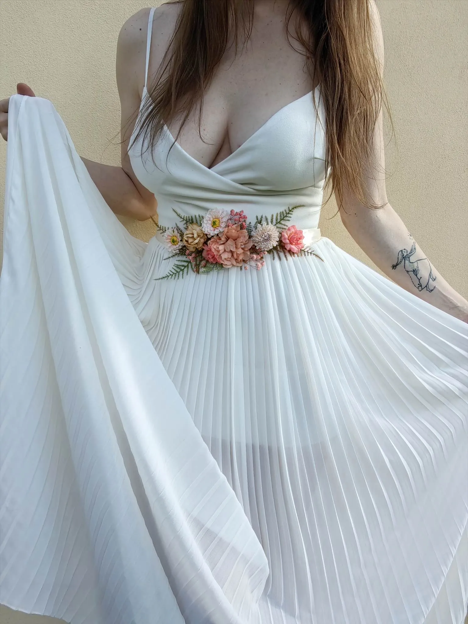 Peach summer flower belt